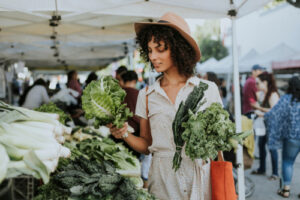 woman at farmers market